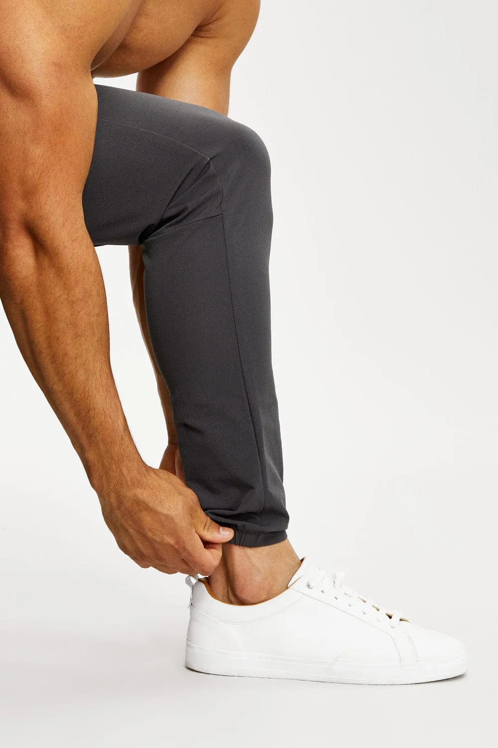 Everyday Tech Pants in Graphite