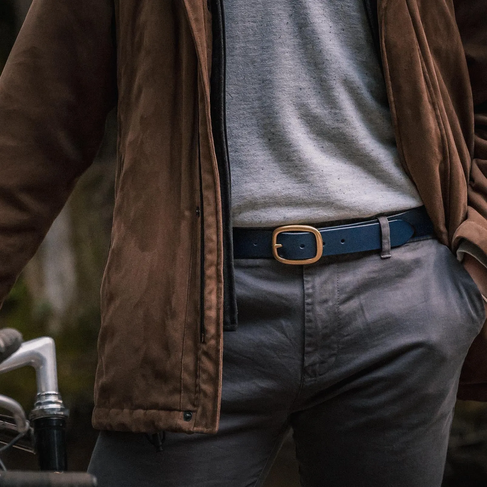 Oban 32 Navy Leather Belt